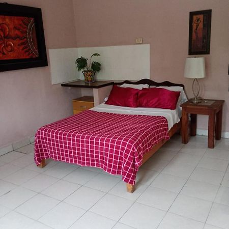 Apartamento en planta alta, a pie de calle Cozumel Exterior foto